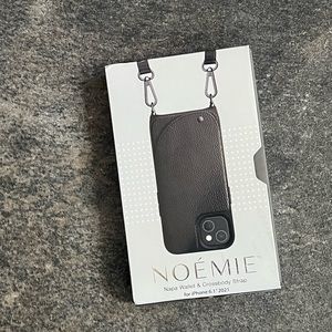 Noemi Napa IPHONE 13 Wallet & Crossbody Strap iPhone 13